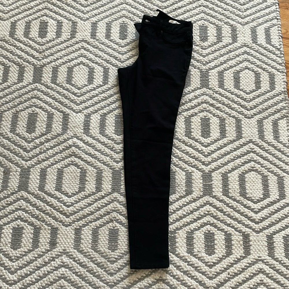 Jessica Simpson size 6 / 28 black pants
